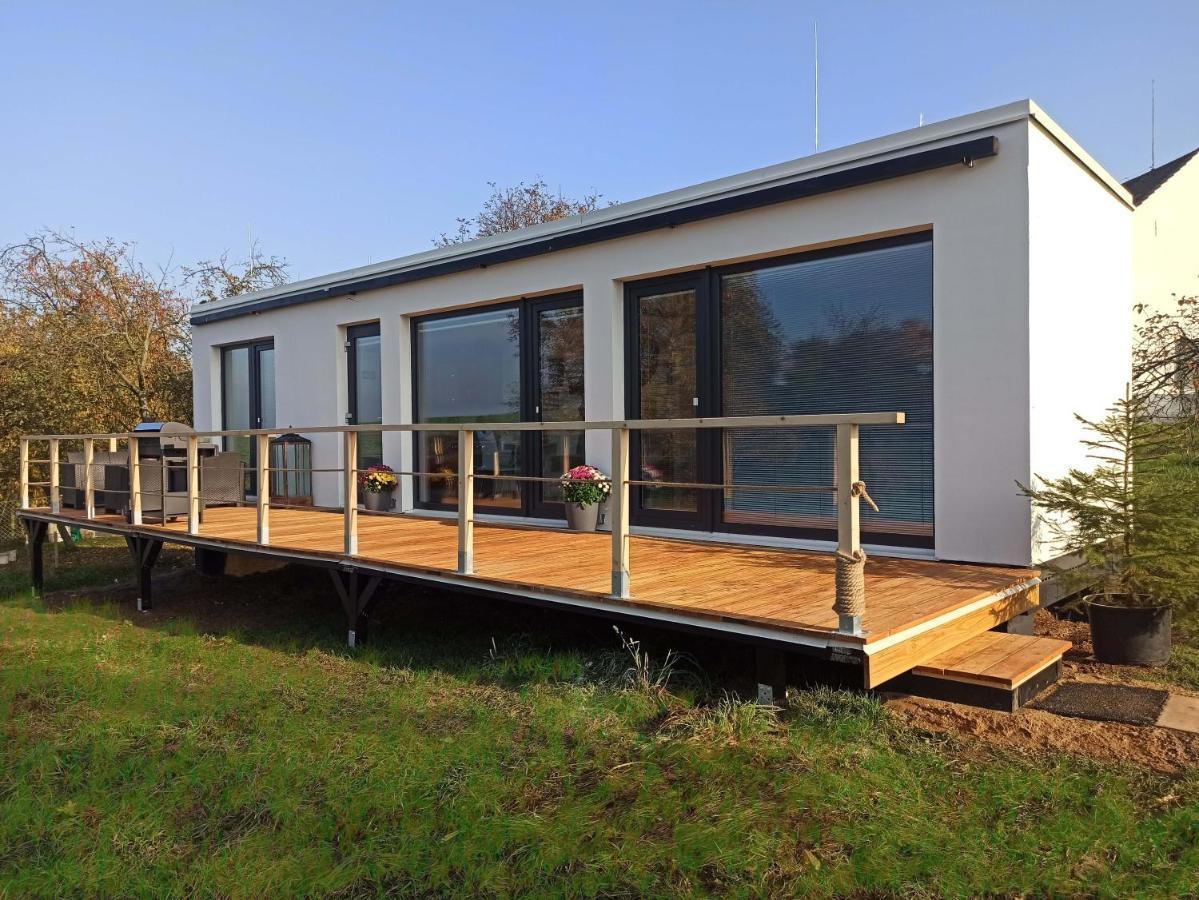 Ranch 66 - Moderni Tiny House Black Swallow Ve Stylu Route 66 Se Saunou A Bazenem Tršice Extérieur photo