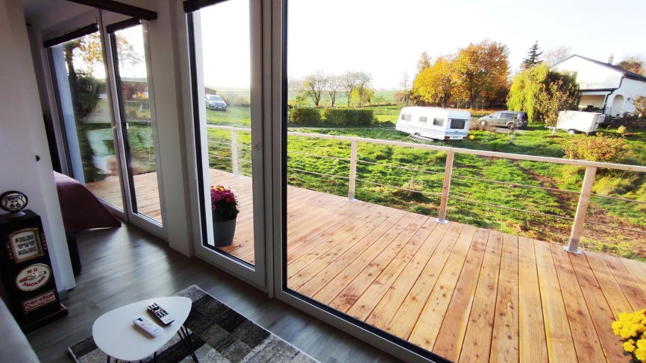 Ranch 66 - Moderni Tiny House Black Swallow Ve Stylu Route 66 Se Saunou A Bazenem Tršice Extérieur photo
